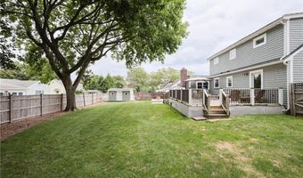 15 Terrace Dr, Bristol, RI 02809