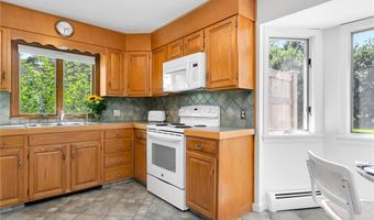 23 King Tom Dr, Charlestown, RI 02813