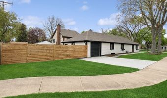 1220 E Rockwell St, Arlington Heights, IL 60005