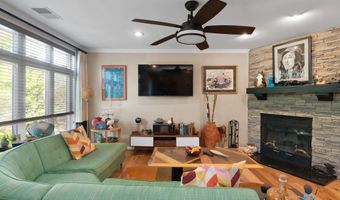 1142 LAKE HERON Dr 2B, Annapolis, MD 21403
