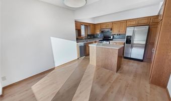 1531 Briarknoll Cir, Arden Hills, MN 55112