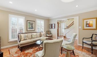 1230 23RD St S, Arlington, VA 22202