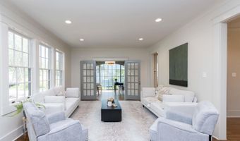 2354 Myrtle Ave, Baton Rouge, LA 70806