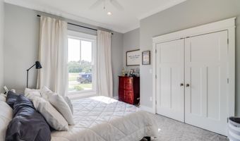 368 Goose Pointe Blvd, Biloxi, MS 39531