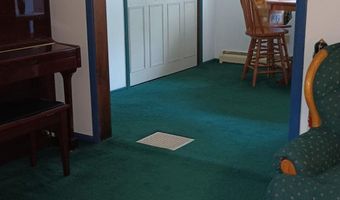 381 Birch St, Bangor, ME 04401