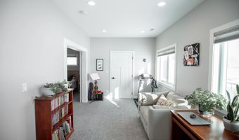 2320 Eastland Dr, Algona, IA 50511