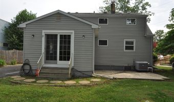 19 Clark Pl, Avenel, NJ 07001