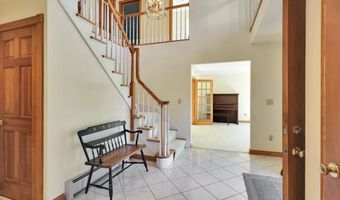 118 Stirling Pl, Burlington, VT 05408
