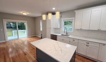 68 Grant St, Andover, NJ 07801