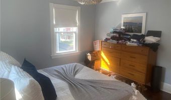 27 Mann Ave, Newport, RI 02840