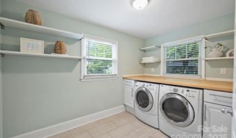 1918 Woodland Dr, Charlotte, NC 28205