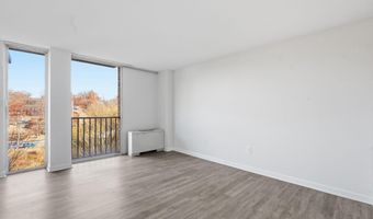 4600 S FOUR MILE RUN Dr 613, Arlington, VA 22204