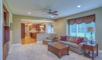 33 CHADWICK Dr, Dover, DE 19901