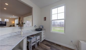 766 River Run Rd, Aurora, OH 44202