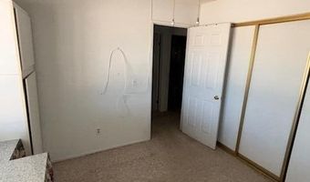 15576 Washoan Rd, Apple Valley, CA 92307