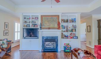 8 Creekside Way, Asheville, NC 28804