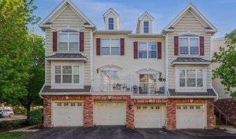 2 MARINA Dr, Bayonne, NJ 07002