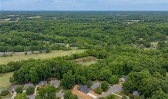 105 Kingsmill Ct, Advance, NC 27006