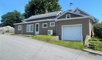 134 Dexter St, Cumberland, RI 02864