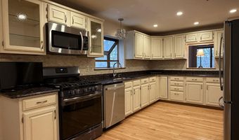 17 Bayberry Dr, Atkinson, NH 03811