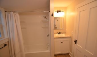 410 Wallace Rd, Bedford, NH 03110