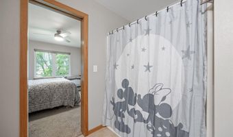 1005 Twilight Dr, North Liberty, IA 52317