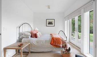 103 Long View Dr, Becket, MA 01223
