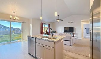 39 Harmony St, Buffalo, WY 82834