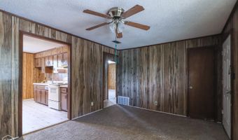 300 Patterson St, Bay, AR 72411