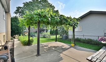 657 SABLE Dr, Addison, IL 60101