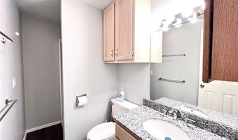 40 Portsmouth Dr, Bella Vista, AR 72714