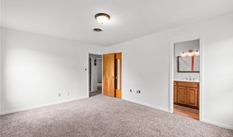 1333 Rose Dr, Alice, TX 78332
