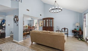 585 Port, Avon, IN 46123