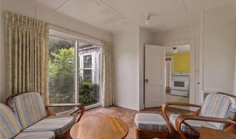 11 Namcook Rd, Narragansett, RI 02882
