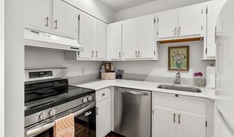 21 Hancock St 3, Boston, MA 02114