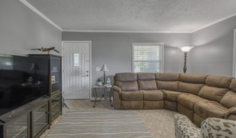 335 E 9th St, Baxter Springs, KS 66713