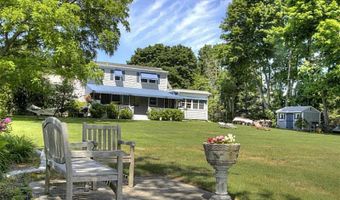 457 POPPASQUASH Rd, Bristol, RI 02809