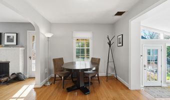 7908 W BOULEVARD Dr, Alexandria, VA 22308