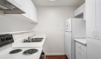 46-267 Kahuhipa Street C303, Kaneohe, HI 96744