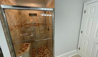 240 Risen Star Ln, Alpharetta, GA 30005