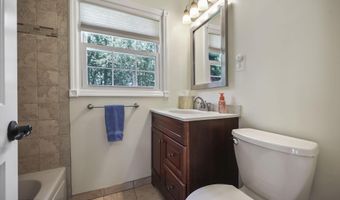 47 Overlea Ln, Aberdeen, NJ 07747