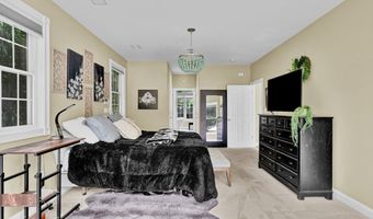 18 Cedar Spring Rd, Burlington, CT 06013