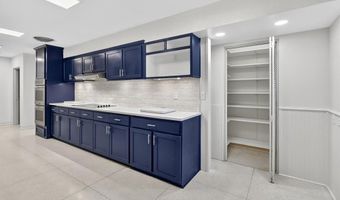 1813 Clare Dr, Alice, TX 78332