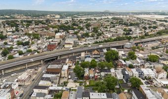 15 W 9TH St, Bayonne, NJ 07002