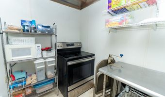 890 Vee St, Biloxi, MS 39532