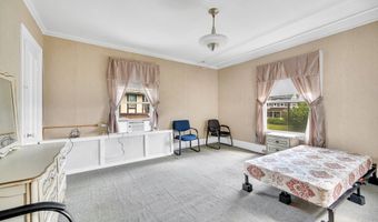 38 Prospect Pl, Bristol, CT 06010