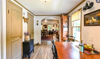 852 Pequawket Trl, Baldwin, ME 04091