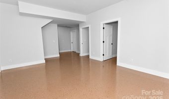 20 Rash Rd, Asheville, NC 28806