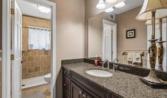 2605 SURREY WOOD Dr, Bartlett, TN 38134