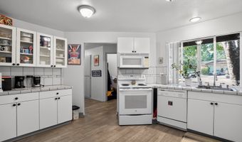 14125 SW DAPHNE St, Beaverton, OR 97008